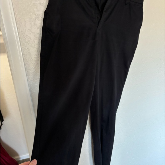Lee Women's Elegant Black Dress Pants - Picture 4 of 6